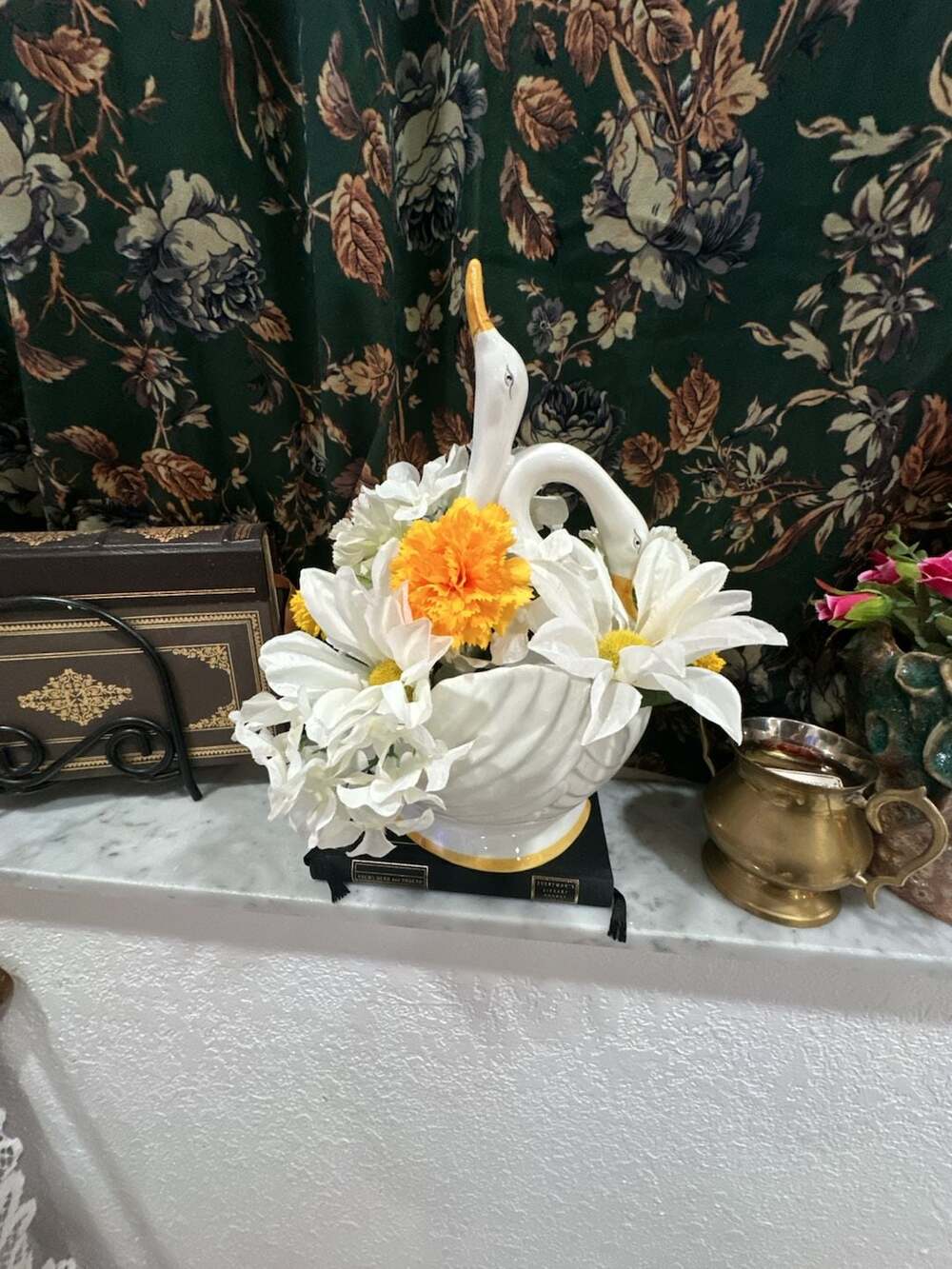 Haeger White Lusterware & Orange Swan Planter Orange & White Floral Arrangement